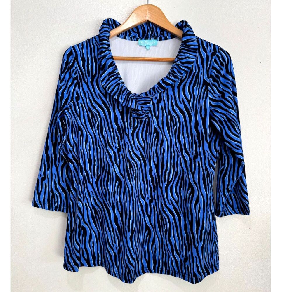Anthony's resort wear shirt ruffle neck stretch animal business office women M